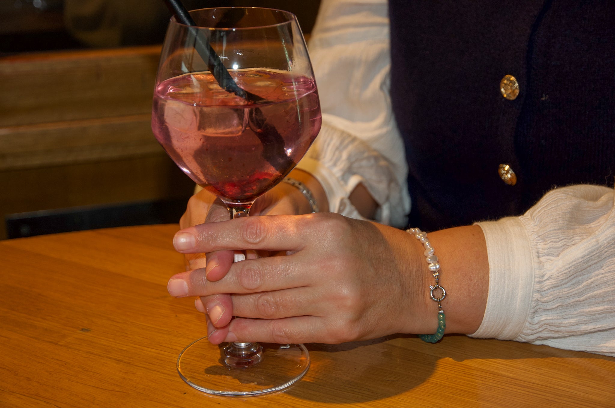 Merida - Blauwe parel armband