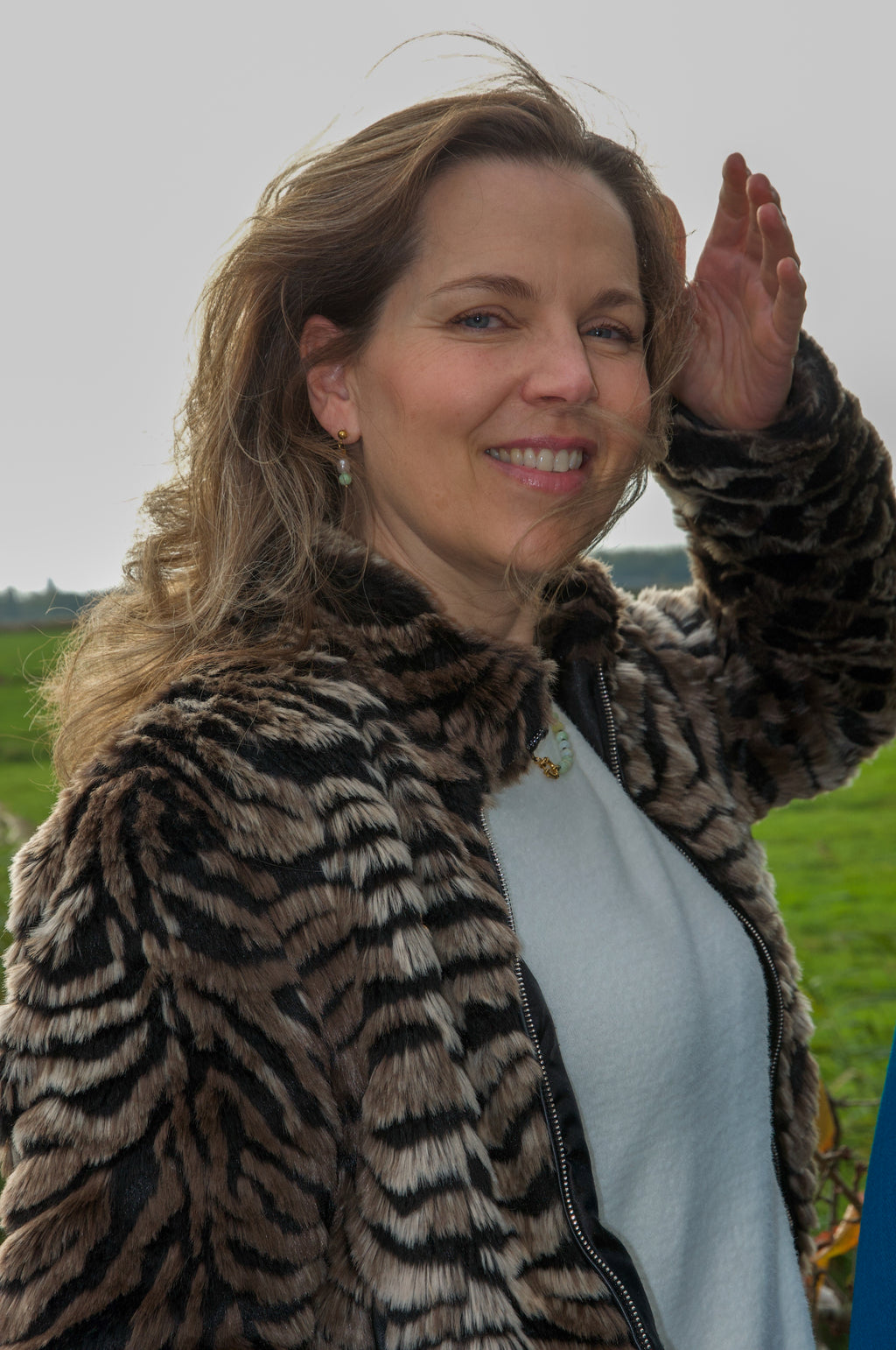 Renate - Kralen oorbel met parel